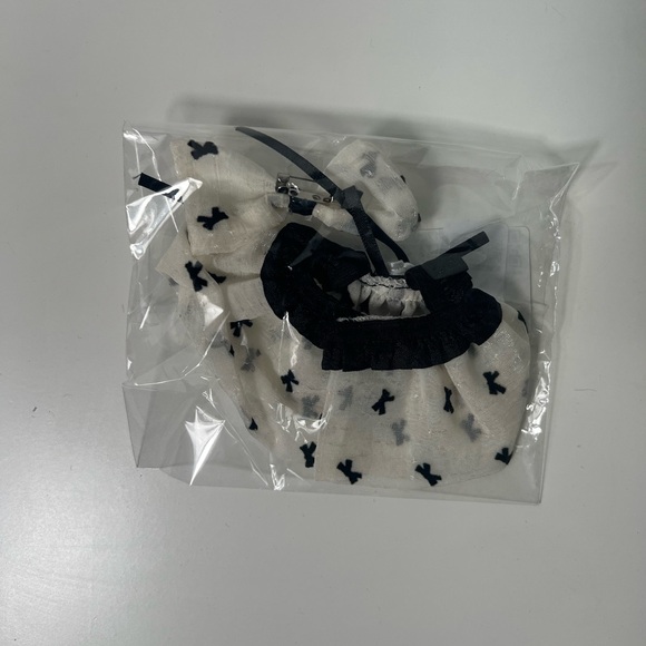 Pop Mart The Monsters Macaron Have a Seat Labubu Designer Clothing Outfit - Picture 7 of 7